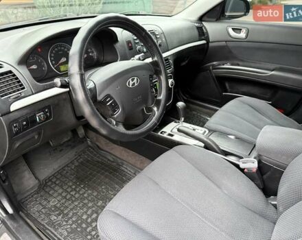 Черный Хендай Соната, объемом двигателя 2 л и пробегом 217 тыс. км за 6200 $, фото 36 на Automoto.ua