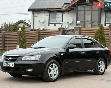 Черный Хендай Соната, объемом двигателя 2 л и пробегом 217 тыс. км за 6200 $, фото 8 на Automoto.ua