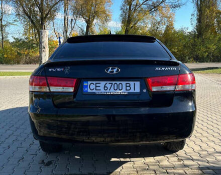 Черный Хендай Соната, объемом двигателя 2.36 л и пробегом 272 тыс. км за 5300 $, фото 5 на Automoto.ua