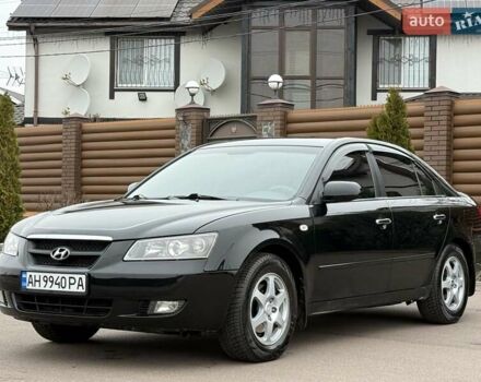 Черный Хендай Соната, объемом двигателя 2 л и пробегом 217 тыс. км за 6200 $, фото 6 на Automoto.ua
