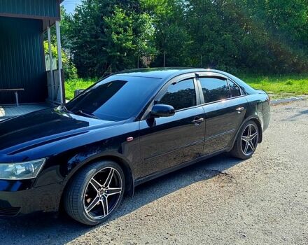 Черный Хендай Соната, объемом двигателя 2 л и пробегом 320 тыс. км за 6200 $, фото 8 на Automoto.ua