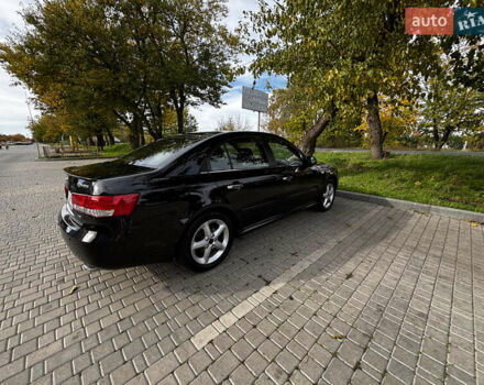 Чорний Хендай Соната, об'ємом двигуна 3.3 л та пробігом 166 тис. км за 6500 $, фото 4 на Automoto.ua