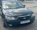 Черный Хендай Соната, объемом двигателя 2 л и пробегом 180 тыс. км за 5950 $, фото 1 на Automoto.ua