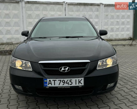 Черный Хендай Соната, объемом двигателя 2 л и пробегом 239 тыс. км за 5200 $, фото 17 на Automoto.ua