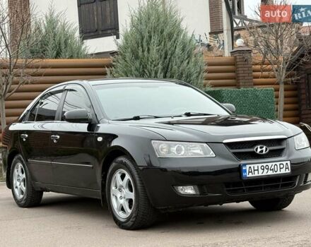 Черный Хендай Соната, объемом двигателя 2 л и пробегом 217 тыс. км за 6200 $, фото 13 на Automoto.ua