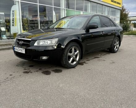 Чорний Хендай Соната, об'ємом двигуна 2.4 л та пробігом 270 тис. км за 4900 $, фото 4 на Automoto.ua