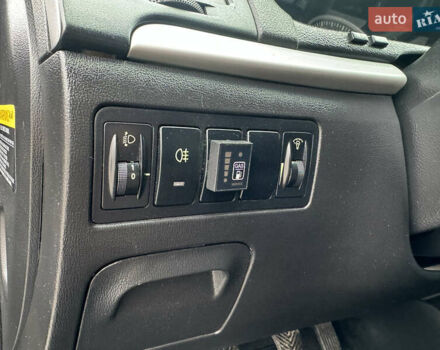 Черный Хендай Соната, объемом двигателя 2 л и пробегом 239 тыс. км за 5200 $, фото 25 на Automoto.ua