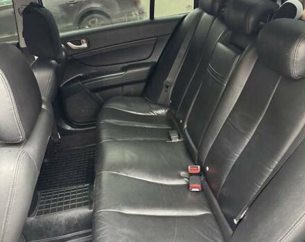 Черный Хендай Соната, объемом двигателя 2.4 л и пробегом 214 тыс. км за 7000 $, фото 2 на Automoto.ua