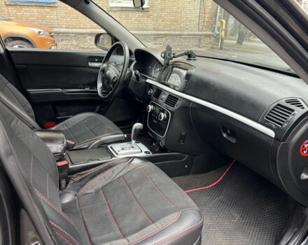 Чорний Хендай Соната, об'ємом двигуна 2 л та пробігом 280 тис. км за 4300 $, фото 11 на Automoto.ua