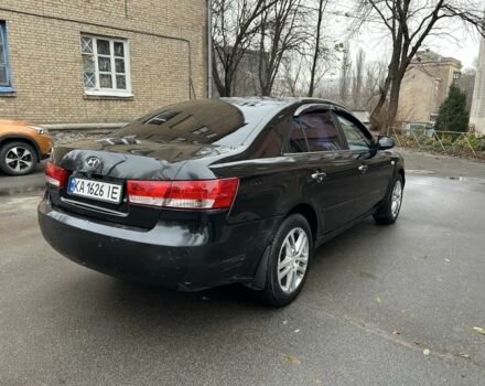 Чорний Хендай Соната, об'ємом двигуна 2 л та пробігом 280 тис. км за 4300 $, фото 6 на Automoto.ua
