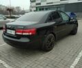 Черный Хендай Соната, объемом двигателя 2 л и пробегом 244 тыс. км за 6000 $, фото 3 на Automoto.ua