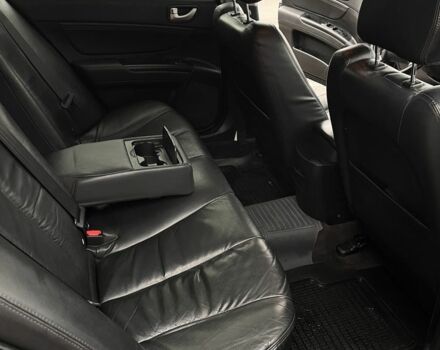 Черный Хендай Соната, объемом двигателя 2.4 л и пробегом 380 тыс. км за 5250 $, фото 6 на Automoto.ua