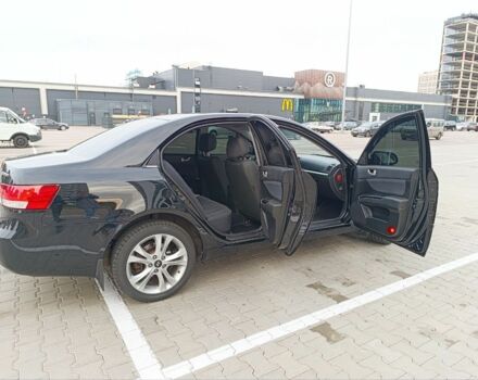 Черный Хендай Соната, объемом двигателя 2 л и пробегом 242 тыс. км за 5750 $, фото 21 на Automoto.ua