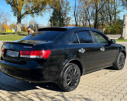 Черный Хендай Соната, объемом двигателя 2.36 л и пробегом 272 тыс. км за 5300 $, фото 9 на Automoto.ua