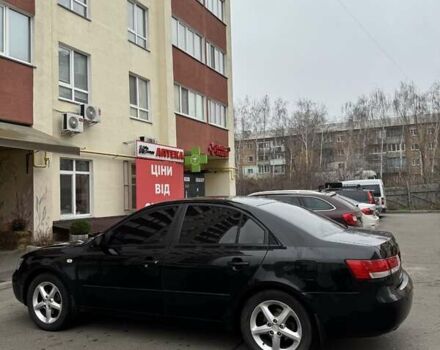 Черный Хендай Соната, объемом двигателя 2.4 л и пробегом 214 тыс. км за 7000 $, фото 6 на Automoto.ua