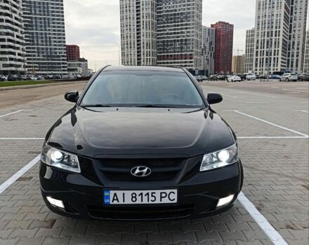 Черный Хендай Соната, объемом двигателя 2 л и пробегом 242 тыс. км за 5750 $, фото 7 на Automoto.ua