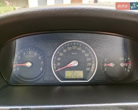 Черный Хендай Соната, объемом двигателя 2 л и пробегом 315 тыс. км за 4800 $, фото 2 на Automoto.ua
