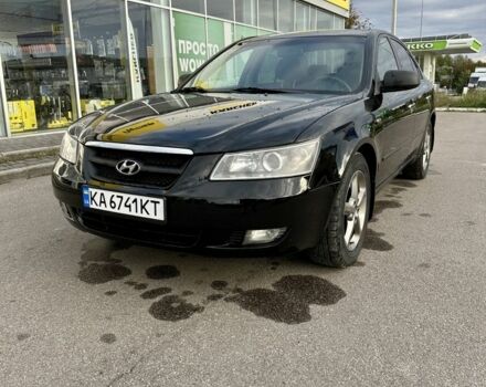Чорний Хендай Соната, об'ємом двигуна 2.4 л та пробігом 270 тис. км за 4900 $, фото 17 на Automoto.ua
