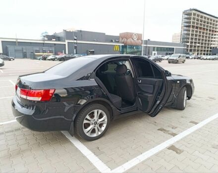 Черный Хендай Соната, объемом двигателя 2 л и пробегом 242 тыс. км за 5750 $, фото 22 на Automoto.ua