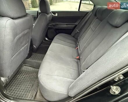 Черный Хендай Соната, объемом двигателя 2 л и пробегом 217 тыс. км за 6200 $, фото 42 на Automoto.ua