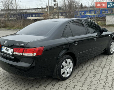 Черный Хендай Соната, объемом двигателя 2 л и пробегом 239 тыс. км за 5200 $, фото 20 на Automoto.ua