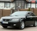 Черный Хендай Соната, объемом двигателя 2 л и пробегом 217 тыс. км за 6200 $, фото 5 на Automoto.ua