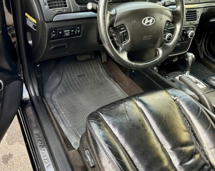 Чорний Хендай Соната, об'ємом двигуна 2.4 л та пробігом 270 тис. км за 4900 $, фото 20 на Automoto.ua