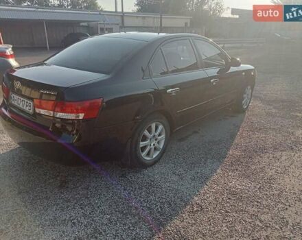 Чорний Хендай Соната, об'ємом двигуна 2 л та пробігом 293 тис. км за 5800 $, фото 16 на Automoto.ua