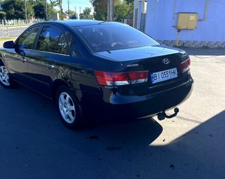 Черный Хендай Соната, объемом двигателя 2 л и пробегом 265 тыс. км за 5700 $, фото 1 на Automoto.ua