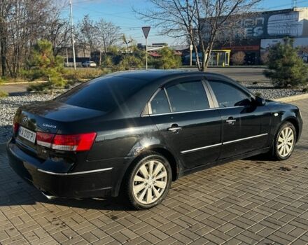 Чорний Хендай Соната, об'ємом двигуна 3.3 л та пробігом 248 тис. км за 6500 $, фото 2 на Automoto.ua