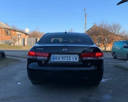Черный Хендай Соната, объемом двигателя 2 л и пробегом 320 тыс. км за 5299 $, фото 2 на Automoto.ua