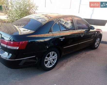 Черный Хендай Соната, объемом двигателя 2 л и пробегом 134 тыс. км за 7150 $, фото 1 на Automoto.ua