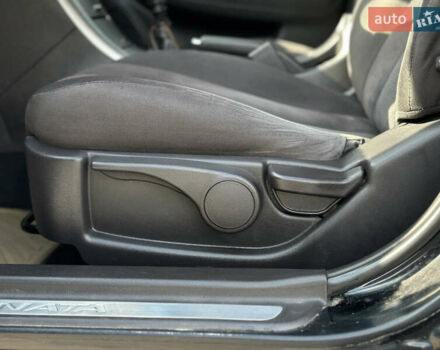 Черный Хендай Соната, объемом двигателя 2 л и пробегом 270 тыс. км за 5400 $, фото 25 на Automoto.ua