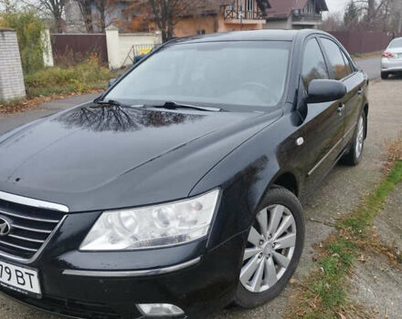 Черный Хендай Соната, объемом двигателя 2.4 л и пробегом 201 тыс. км за 5800 $, фото 1 на Automoto.ua