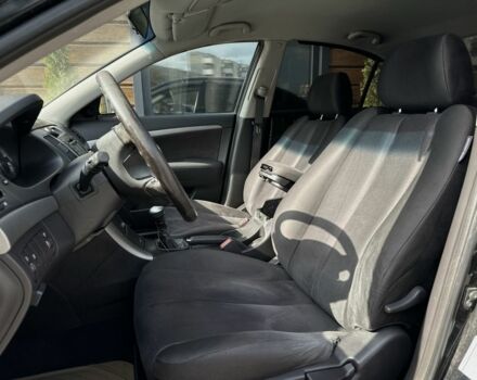 Черный Хендай Соната, объемом двигателя 2 л и пробегом 270 тыс. км за 5450 $, фото 12 на Automoto.ua