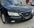 Черный Хендай Соната, объемом двигателя 2 л и пробегом 270 тыс. км за 5400 $, фото 7 на Automoto.ua