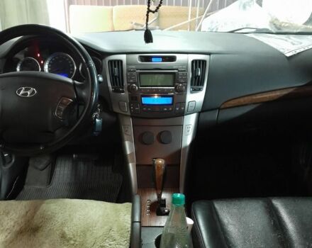 Черный Хендай Соната, объемом двигателя 2.4 л и пробегом 2 тыс. км за 3500 $, фото 6 на Automoto.ua