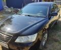 Чорний Хендай Соната, об'ємом двигуна 2 л та пробігом 247 тис. км за 5700 $, фото 1 на Automoto.ua