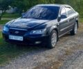 Чорний Хендай Соната, об'ємом двигуна 2 л та пробігом 270 тис. км за 5800 $, фото 1 на Automoto.ua