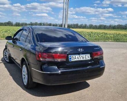 Черный Хендай Соната, объемом двигателя 2 л и пробегом 261 тыс. км за 7000 $, фото 1 на Automoto.ua