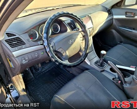 Хендай Соната 2008 у Києві на Automoto.ua Чорний Хендай Соната, об'ємом двигуна 2 л та пробігом 217 тис. км за 6500 $, фото 2 на Automoto.ua
