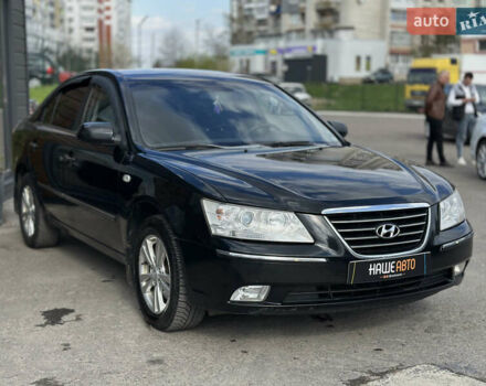 Черный Хендай Соната, объемом двигателя 2 л и пробегом 270 тыс. км за 5400 $, фото 6 на Automoto.ua