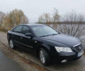 Черный Хендай Соната, объемом двигателя 2.4 л и пробегом 201 тыс. км за 5800 $, фото 2 на Automoto.ua