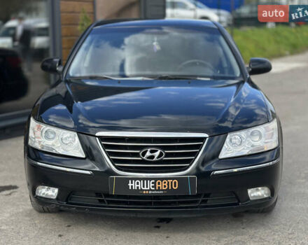 Черный Хендай Соната, объемом двигателя 2 л и пробегом 270 тыс. км за 5400 $, фото 5 на Automoto.ua