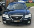 Черный Хендай Соната, объемом двигателя 2 л и пробегом 270 тыс. км за 5400 $, фото 5 на Automoto.ua