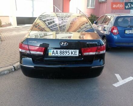 Черный Хендай Соната, объемом двигателя 2 л и пробегом 134 тыс. км за 7150 $, фото 3 на Automoto.ua