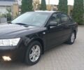 Чорний Хендай Соната, об'ємом двигуна 2 л та пробігом 216 тис. км за 6500 $, фото 1 на Automoto.ua