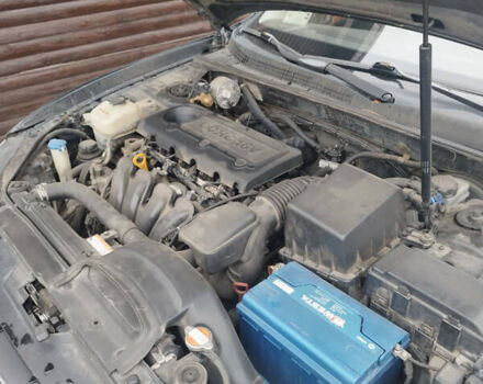 Черный Хендай Соната, объемом двигателя 2.4 л и пробегом 201 тыс. км за 5800 $, фото 8 на Automoto.ua