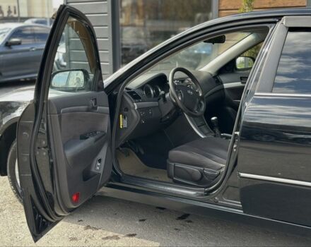 Черный Хендай Соната, объемом двигателя 2 л и пробегом 270 тыс. км за 5450 $, фото 10 на Automoto.ua