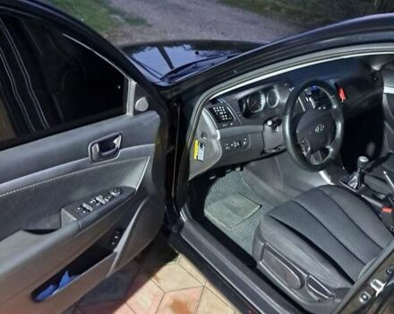 Хендай Соната 2008 в Раздельной на Automoto.ua Черный Хендай Соната, объемом двигателя 2.4 л и пробегом 240 тыс. км за 7200 $, фото 4 на Automoto.ua